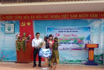 Trường Tiểu học Bế Văn Đàn giao lưu kỷ niệm ngày Nhà giáo Việt Nam 20/11/2017