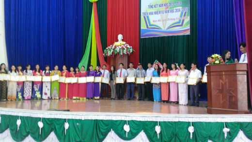 Chủ tịch UBND tỉnh quyết định khen thưởng thành tích năm học 2016-2017 đối với ngành giáo dục và đào tạo huyện Ngọc Hồi.