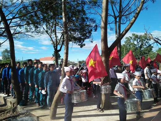 Trường Tiểu học Đắk Nông mít tinh kỷ niệm Ngày thành lập Quân đội Nhân dân Việt Nam  (22/12)