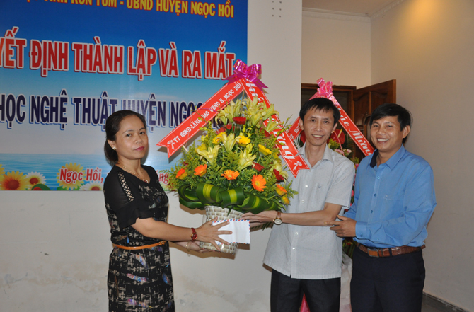 Ông Vũ Việt Thắng – Phó trưởng Phòng GDĐT làm Chi hội phó Chi hội Văn học nghệ thuật huyện Ngọc Hồi