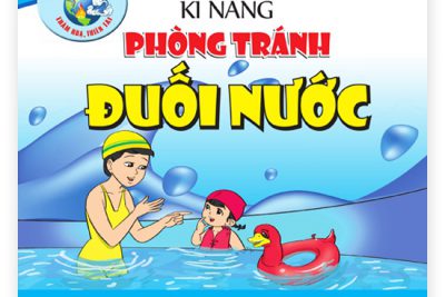 Giáo viên dành thời gian 3 – 5 phút trước khi tan trường nhắc nhở học sinh không tắm, bơi những nơi nguy hiểm